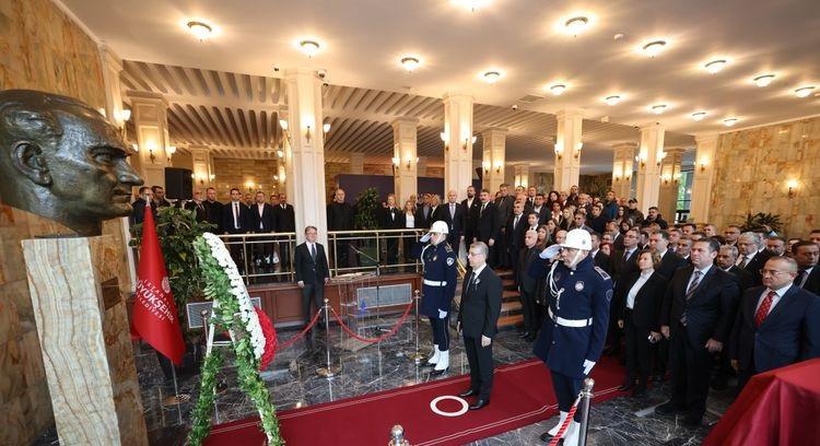 ATATÜRK SARAÇHANE BİNASINDA DÜZENLENEN TÖRENLE ANILDI